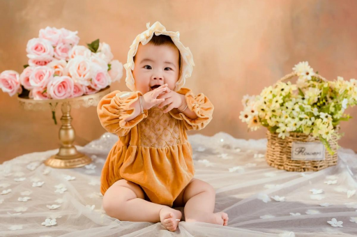 微山宝宝睡觉爱笑